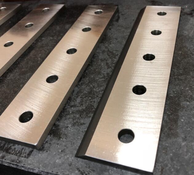 plastic cutting knife